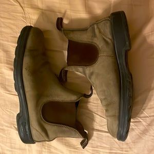 Blundstone Chelsea Boots Size 11